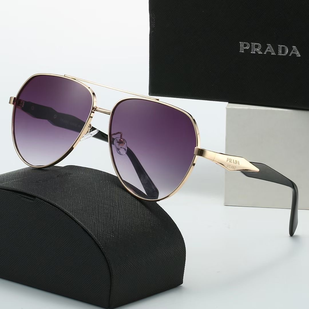 Prada Fashionable Sunglasses - Image 6