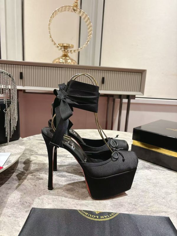 Christian Louboutin Cassia Lace Up Alta High Heels