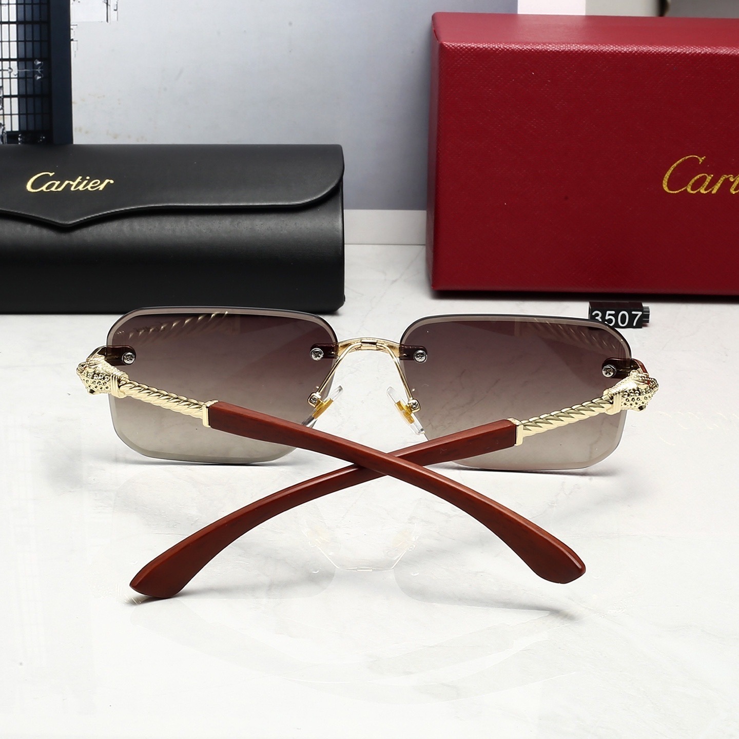 Cartier Fashionable Sunglasses - Image 9