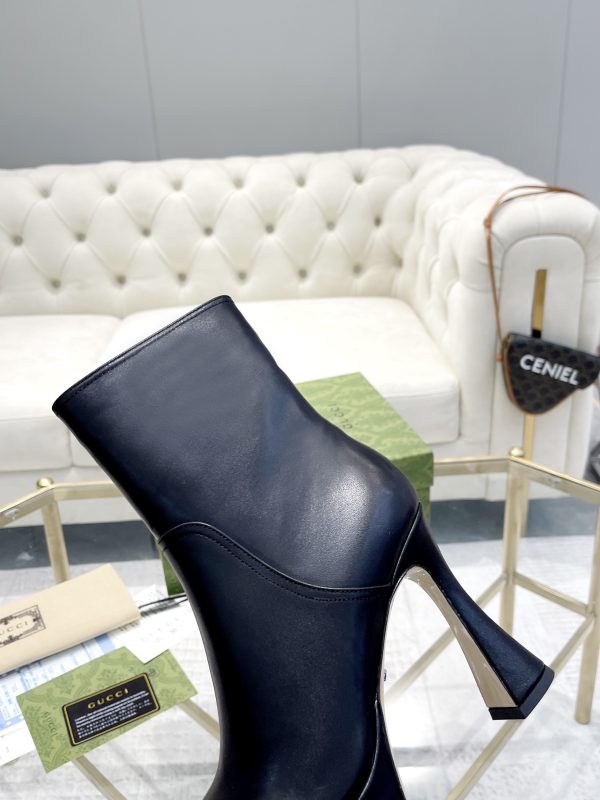 Gucci Janaya Chunky-Heeled Boots