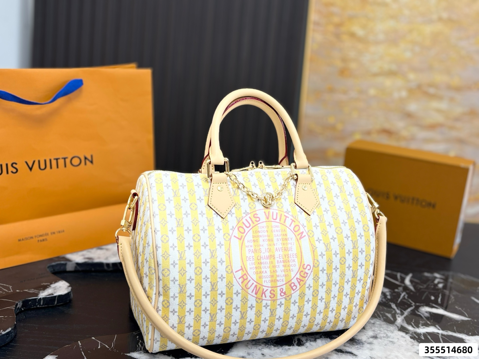 LV Speedy Soft 30 Pillow Case - Image 4