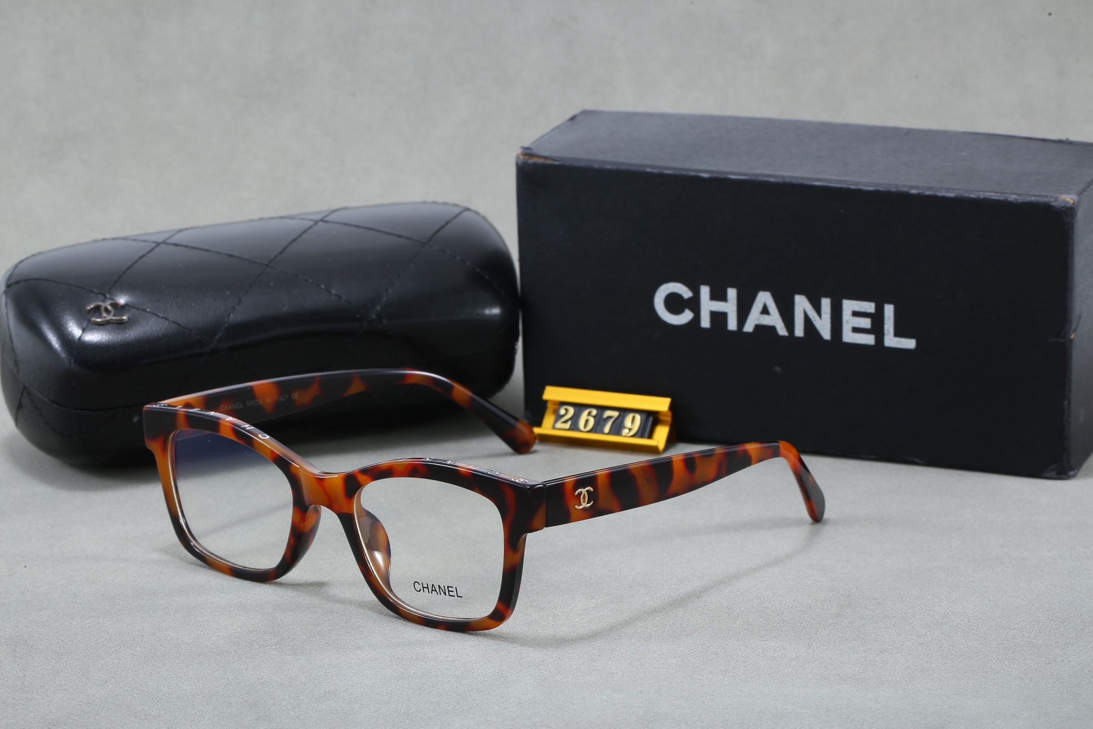 Chanel Sunglasses - Image 6