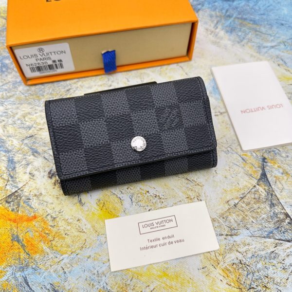 LV LV6 Key Case M62630