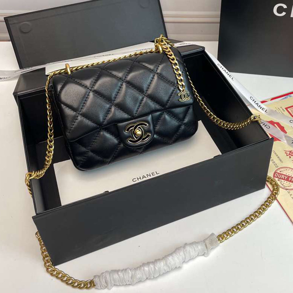 Chanel CC CF Enamel Buckle Bag - Image 4