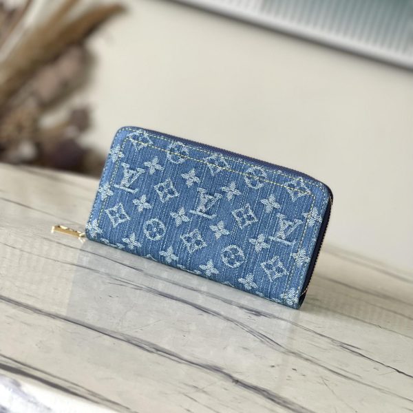 LV Zippy Wallet