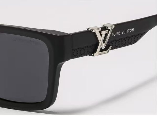 LV Fashionable Sunglasses
