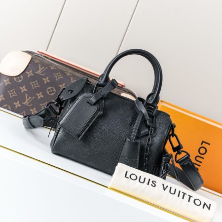 LV Speedy Bandoulière 20 Handbag