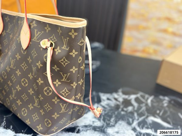 LV Neverfull Tote Bag