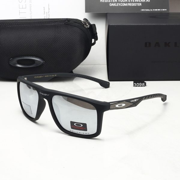 Oakley Fashionable Sunglasses