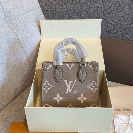 LV OnTheGo PM Bag - Image 4
