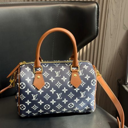 LV Speedy P9 Bandoulière 25 Monogram Bag - Image 4