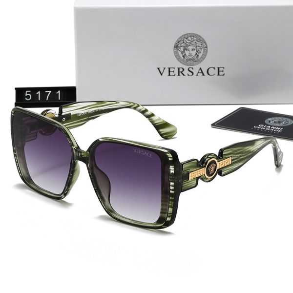 Versace Fashionable Sunglasses