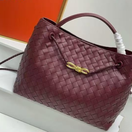 BV Small / Medium Andiamo Bag - Image 5