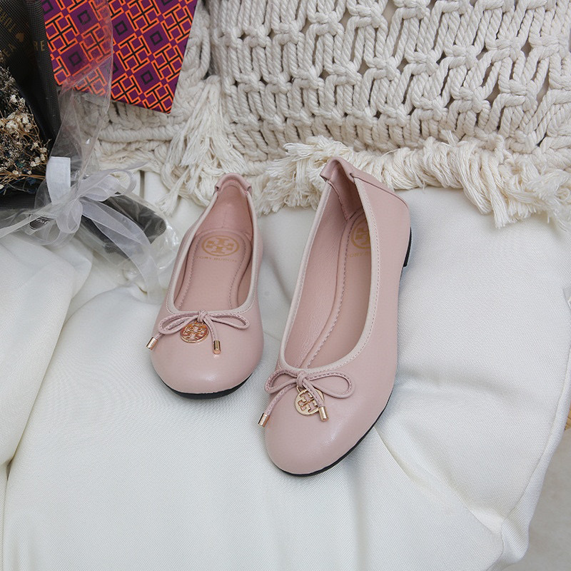 Tory Burch Leather Round Bow  Sandals Slide - Image 8