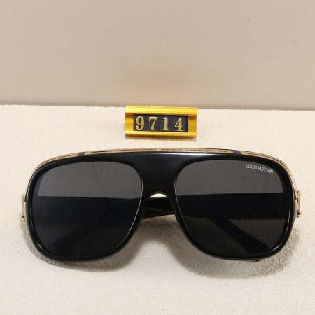 LV Fashionable Sunglasses - Image 8