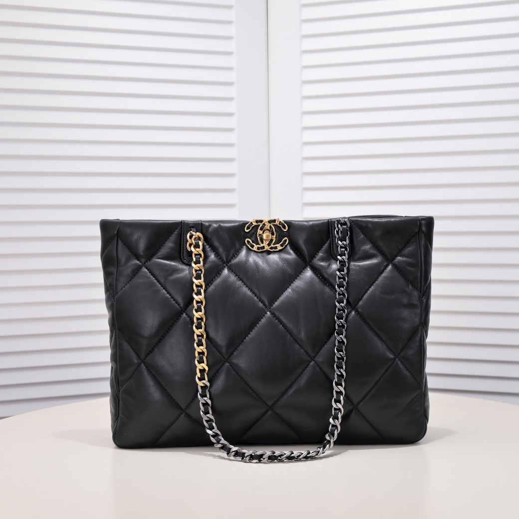 Chanel 19bag Tote Leather Shoulder Crossbody Bag - Image 4