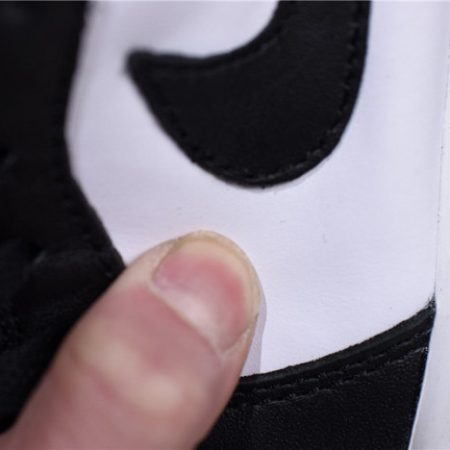 Air Jordan 1 Retro High OG 555088-010 - Image 16
