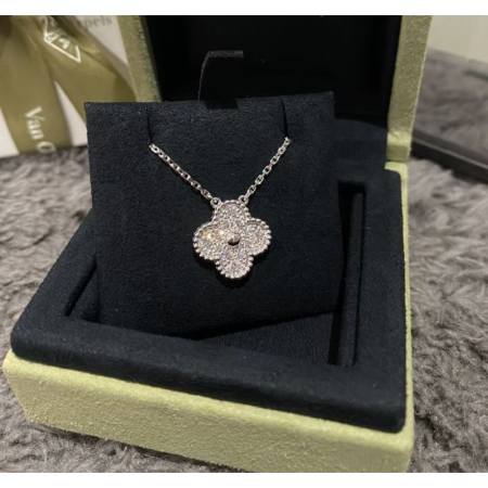 Van Cleef & Arpels Vca Four-Leaf Lucky Necklace - Image 2