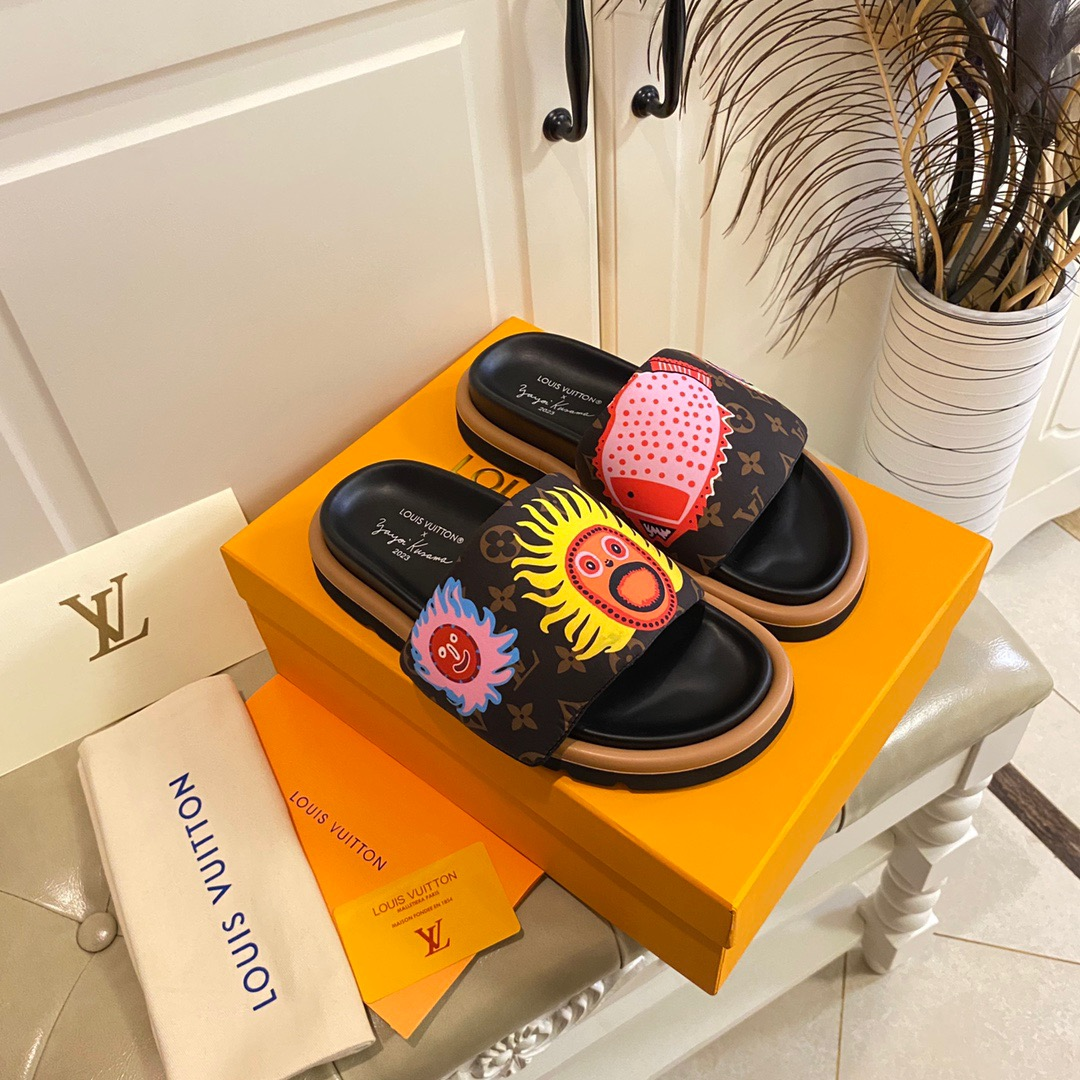 LV Pillow Yayoi Kusama Slide Sandal - Image 9