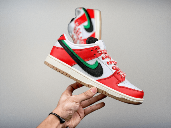Frame Skate x SB Dunk Low “ Habibi"
