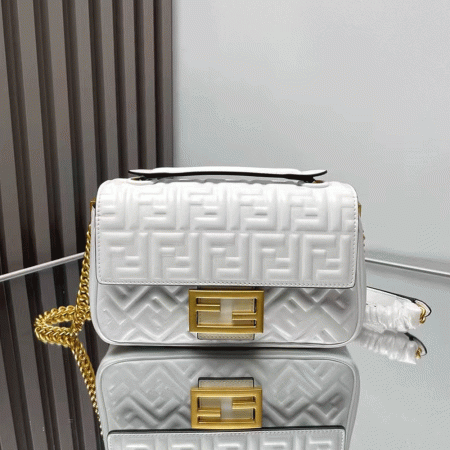 Fendi Mid-length Baguette ChainFF Theme Pattern Bag - Image 2