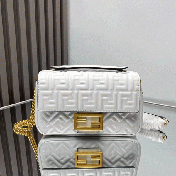 Fendi Mid-length Baguette ChainFF Theme Pattern Bag