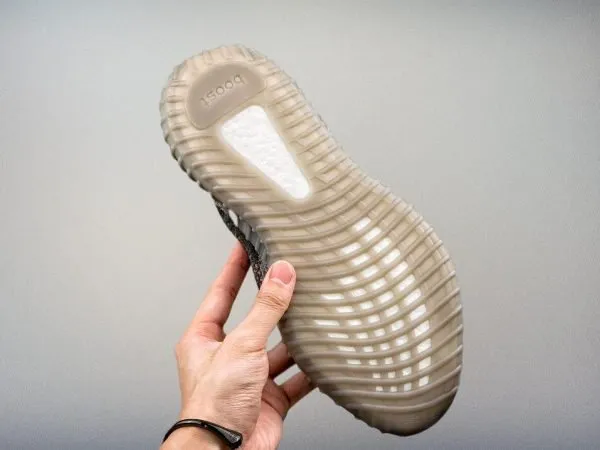 Yeezy350 Boost V2 “ Beluga Reflective"
