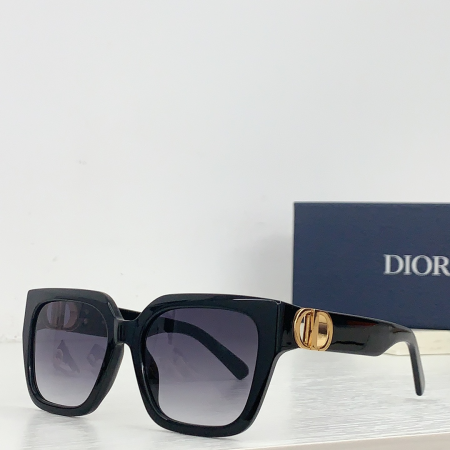 Dior Sun Protection Sunglasses Top Quality - Image 2