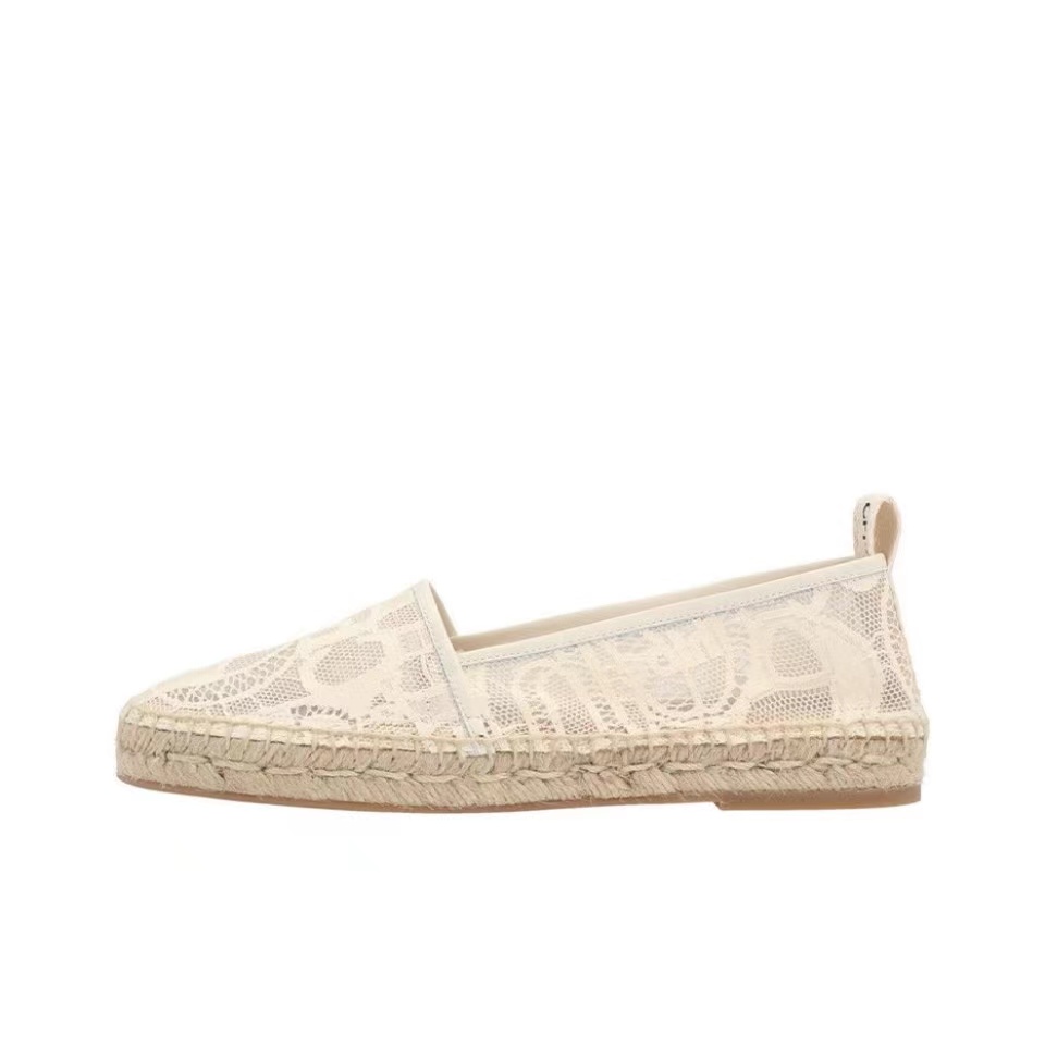 Chloe Woven Straw Stylish Casual Flats Shoes Sandal - Image 2