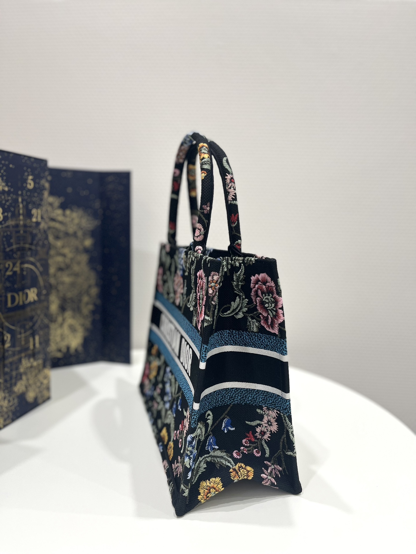 Dior Book Tote Medium Black Multicolor DiorPetitesFleurs Embroidery - Image 4