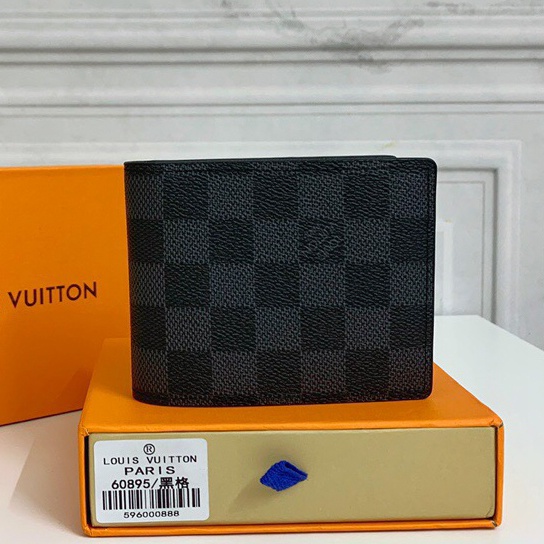 LV Multiple Wallet M60895