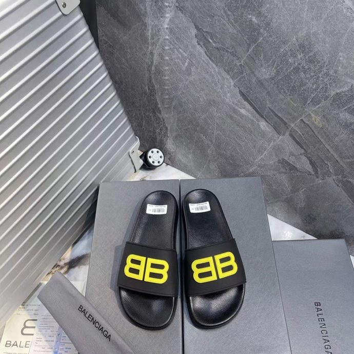 Balenciaga  Flat Slippers Slide Sandal - Image 7
