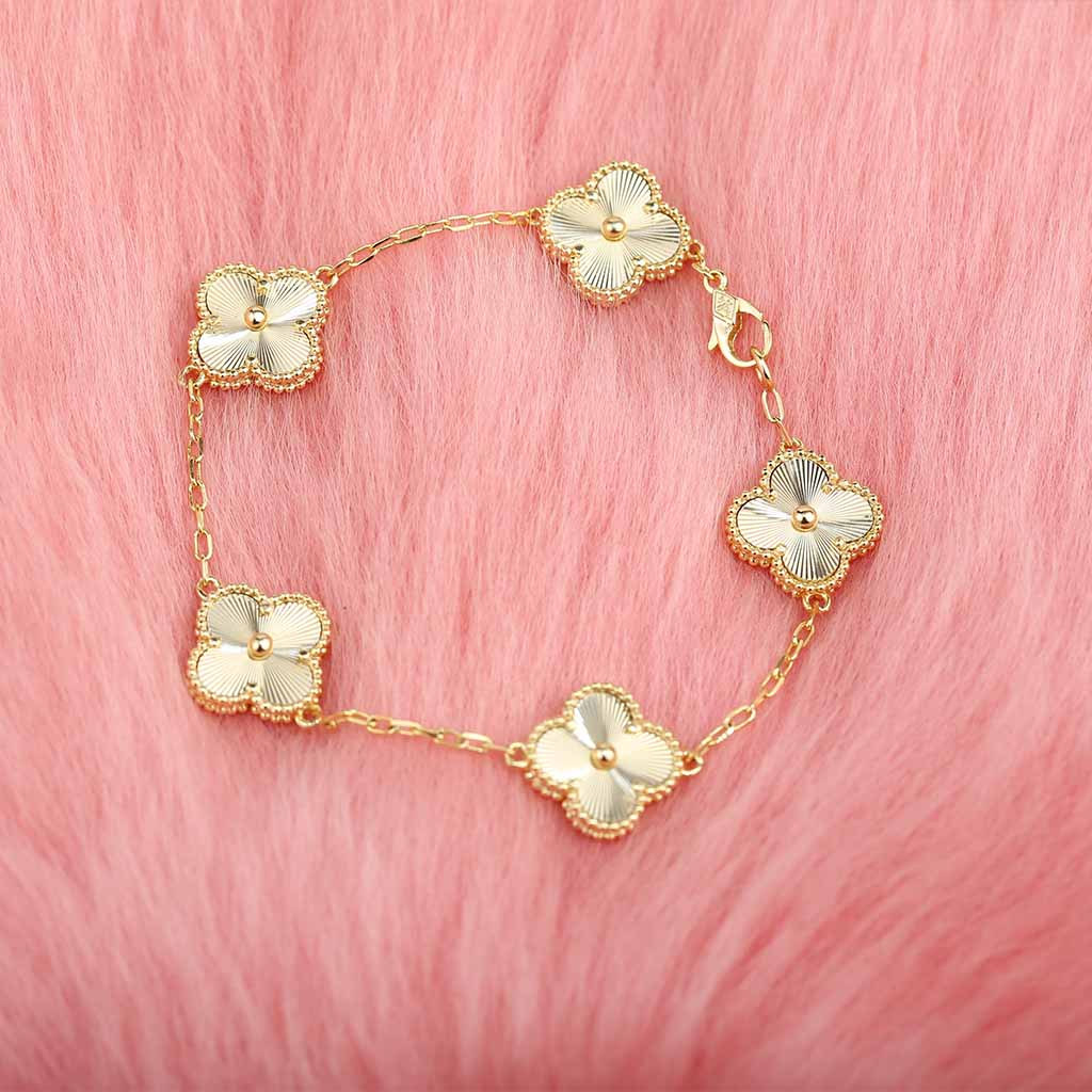 Van Cleef&Arpels VCA Gold Laser Bracelet - Image 1