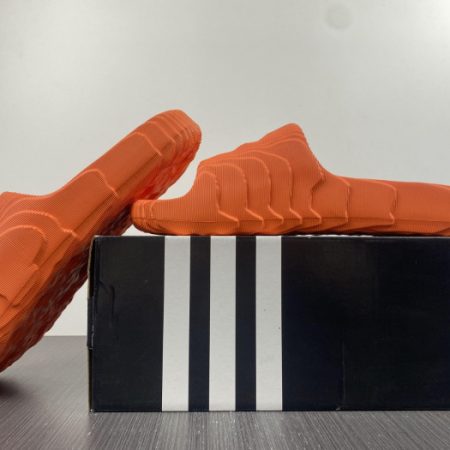 Yeezy Slide new collection 6 - Image 9