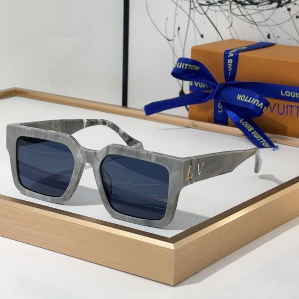 LV Mirror leg Logo sunglasses Top quality