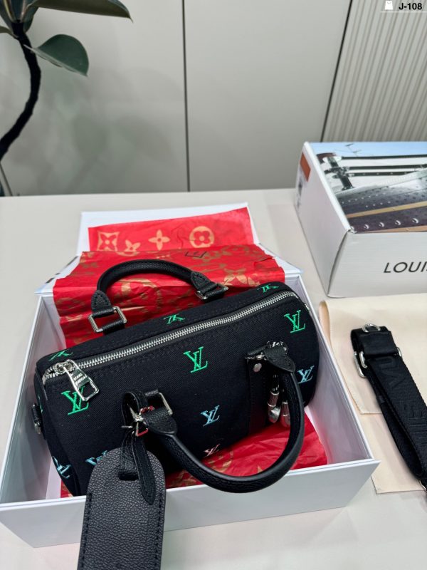 LV keepall 25 Bag