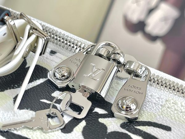 LV Keepall Bandoulière 50 Travel Bag