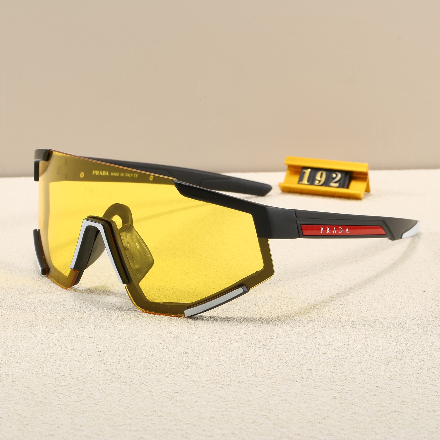 Prada Fashionable Sunglasses - Image 4