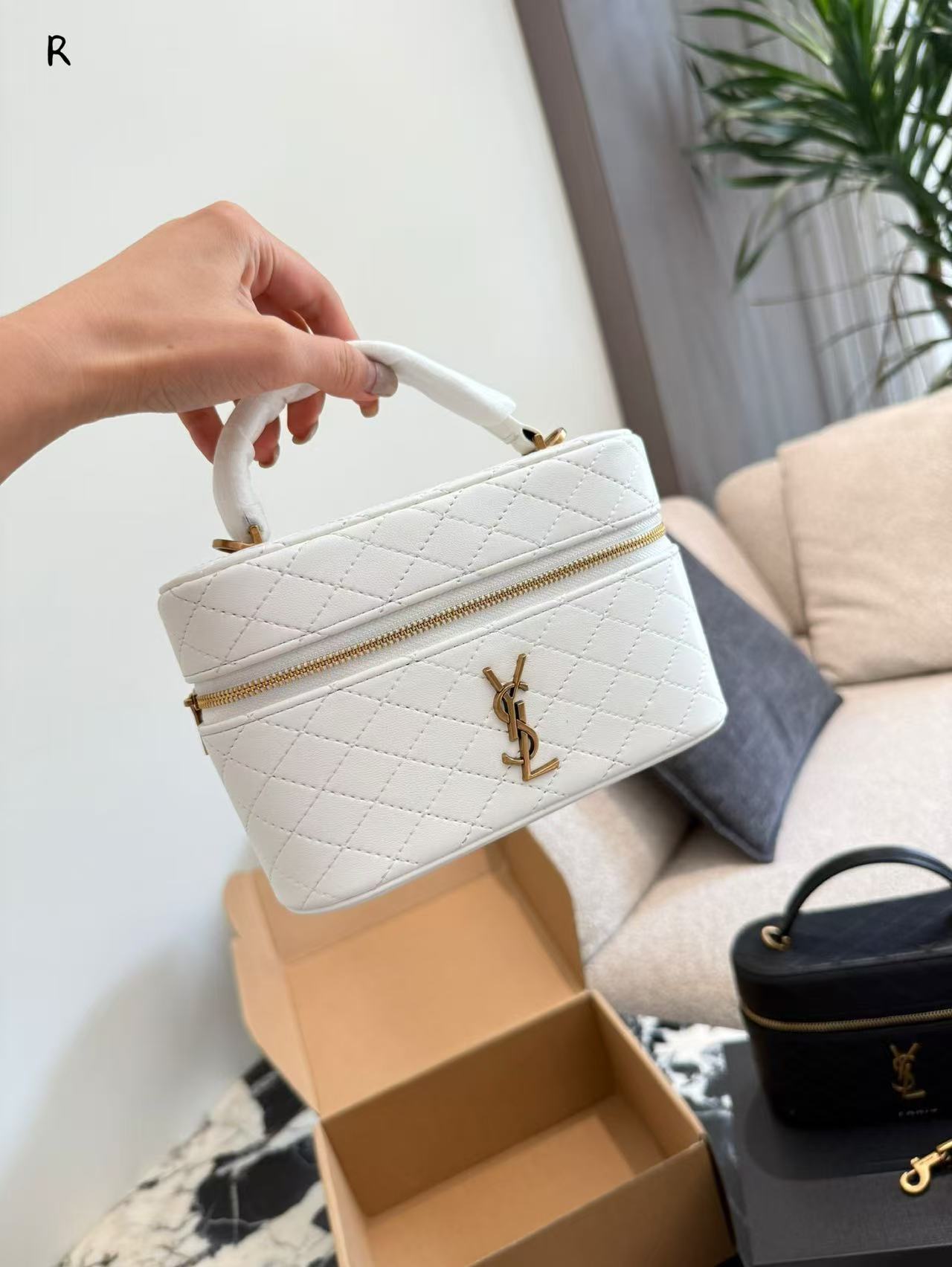 YSL Cosmetic Bag - Image 3