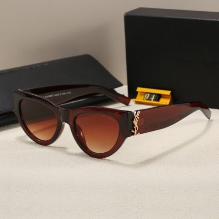 Saint Laurent Fashionable Sunglasses - Image 4