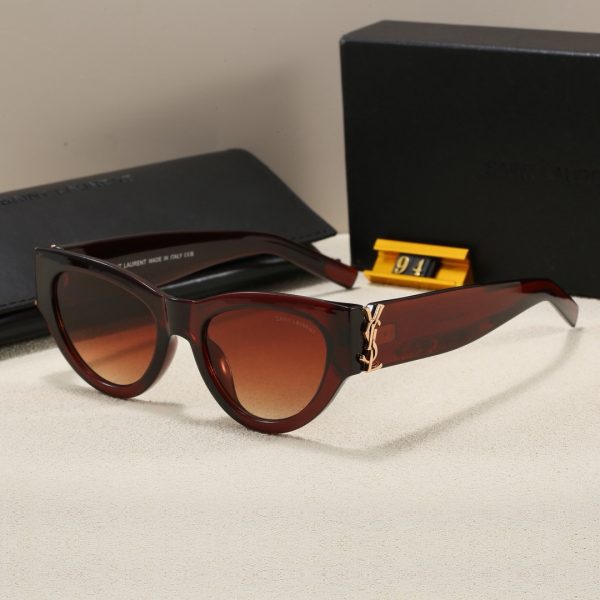Saint Laurent Fashionable Sunglasses