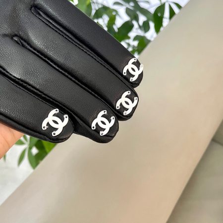 Chanel New Gloves - Image 3