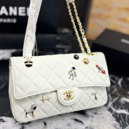 Chanel CF 25 Chain Bag - Image 4