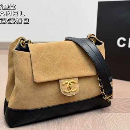 Chanel Fall/Winter New Diamond Quilted Bag