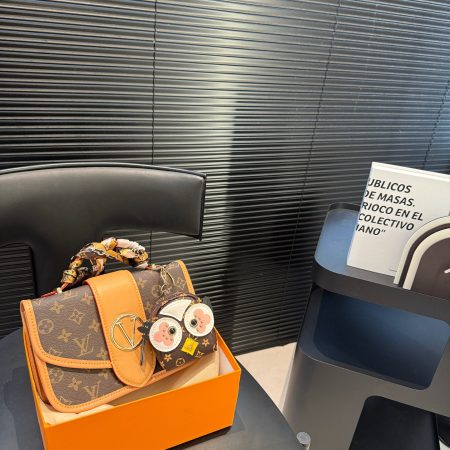 LV Tote Bag - Image 2