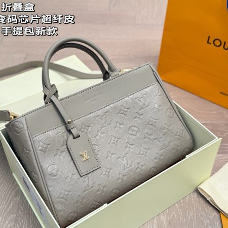 LV  Bag - Image 2