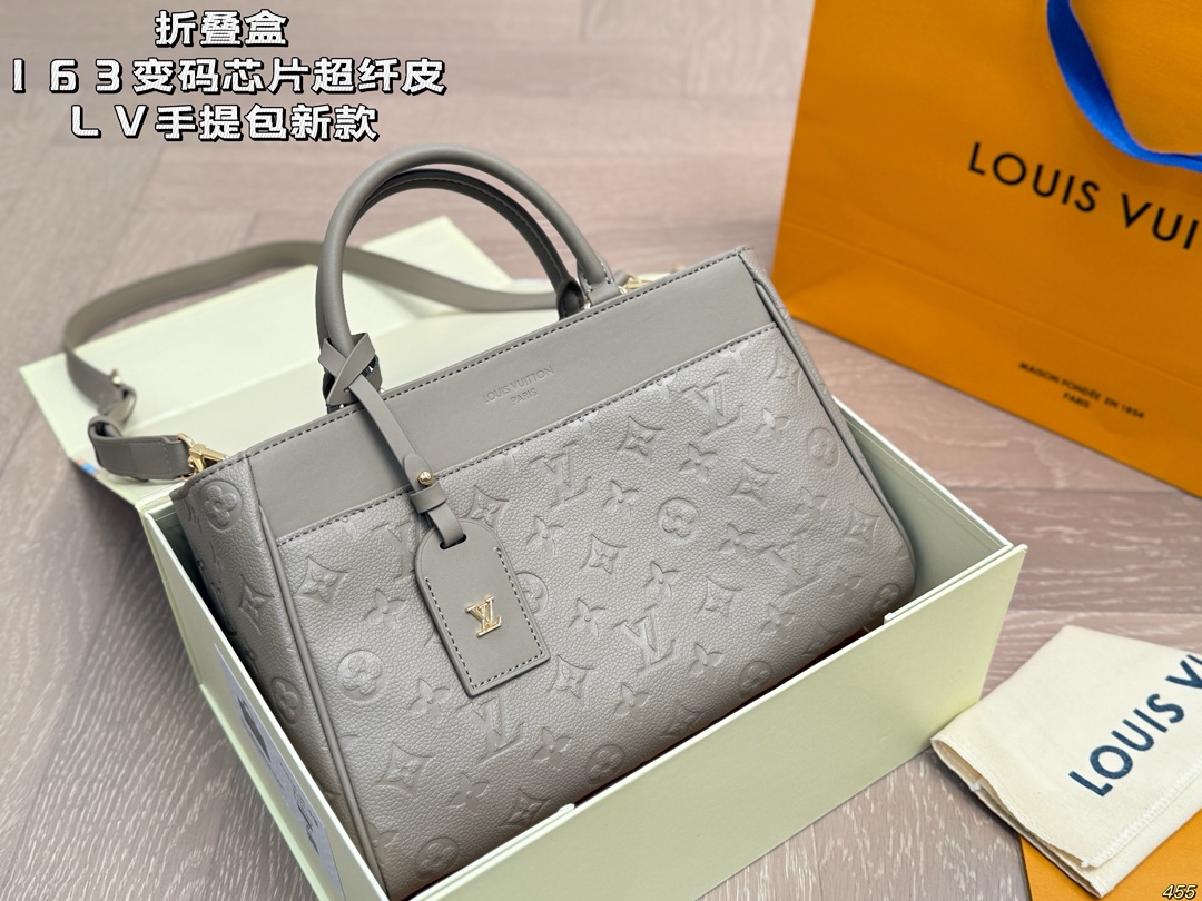 LV  Bag - Image 2