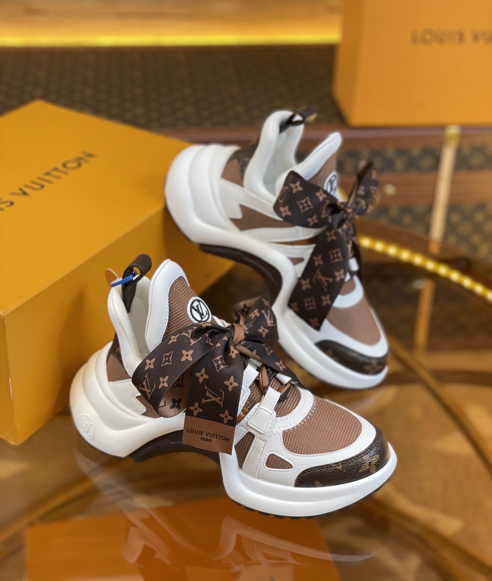 LV Archlight Sneakers Shoes - Image 1