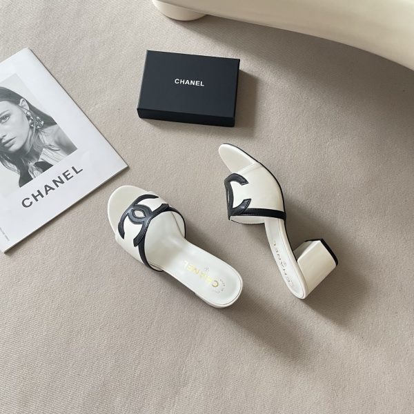 Chanel 26P Double C Two-Tone Kitten Heel Slippers