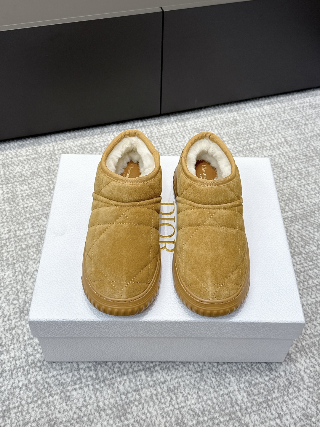 Dior Low-Cut Snow Boots - Image 1